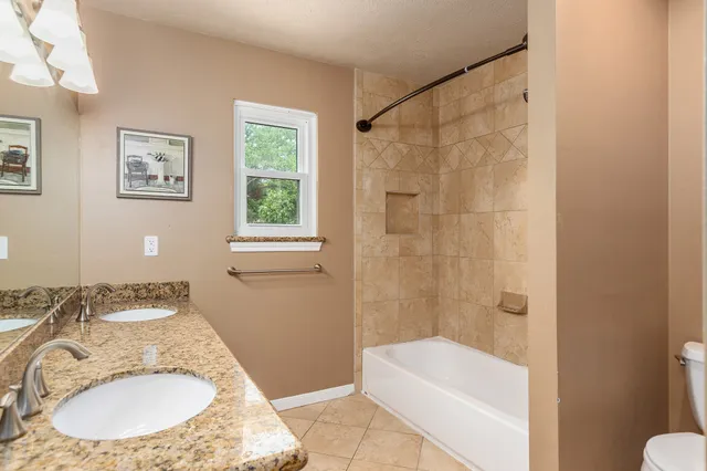 $2,850 | 19139 Candletrail Drive, Spring, TX 77388