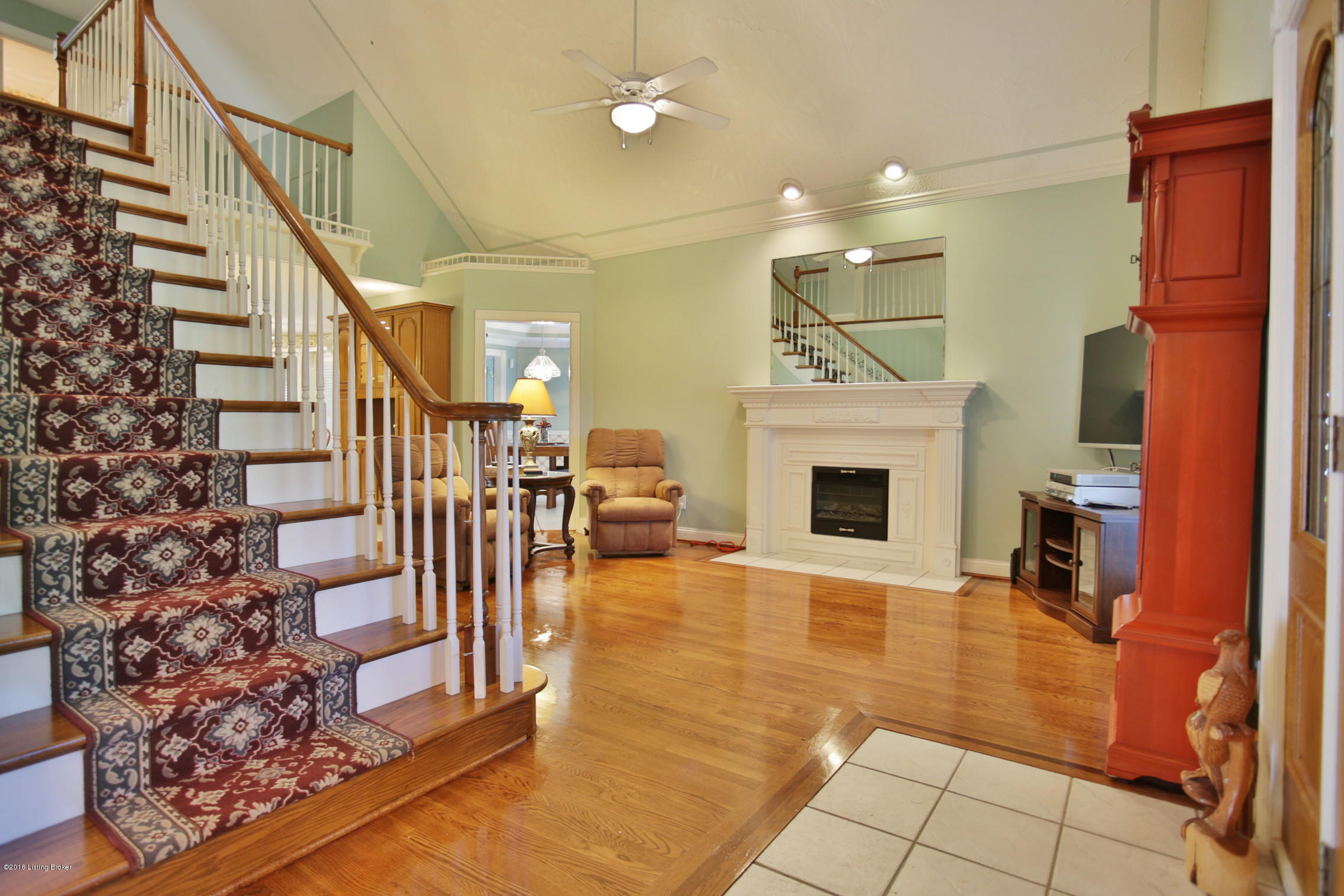 8902 Old Bates Road Louisville, KY 40228 - Photo 7 of 43 7