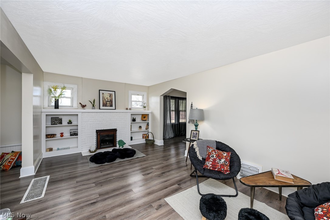 1292 Diagonal Road Akron, OH 44320 - Photo 8 of 49 Gallery Image 8