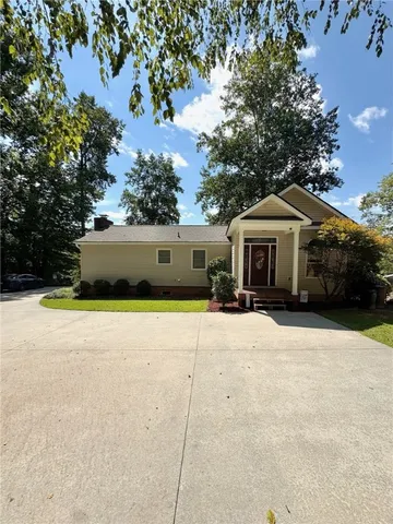 $699,900 | 633 State Rd S-37-577, Salem, SC 29676