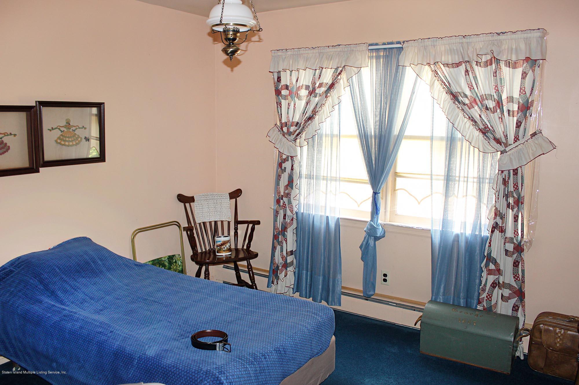 101 Radcliff Road Staten Island, NY 10305 - Photo 13 of 24 15 second bedroom