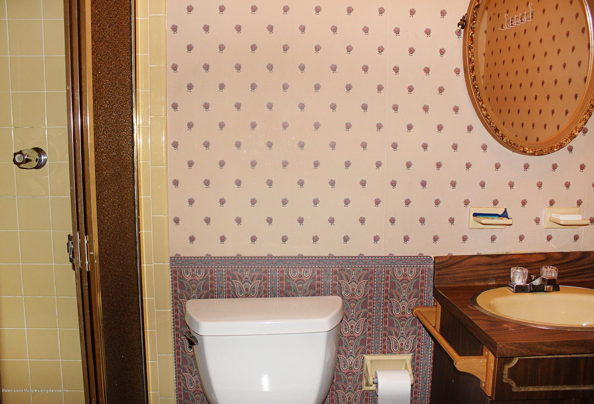 101 Radcliff Road Staten Island, NY 10305 - Photo 14 of 24 16 3:4 bath