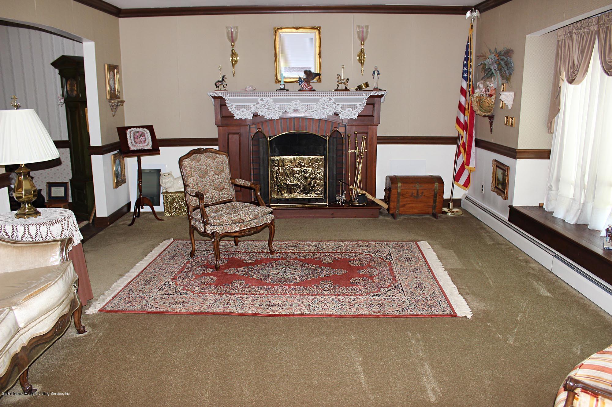 2 living room with fireplace