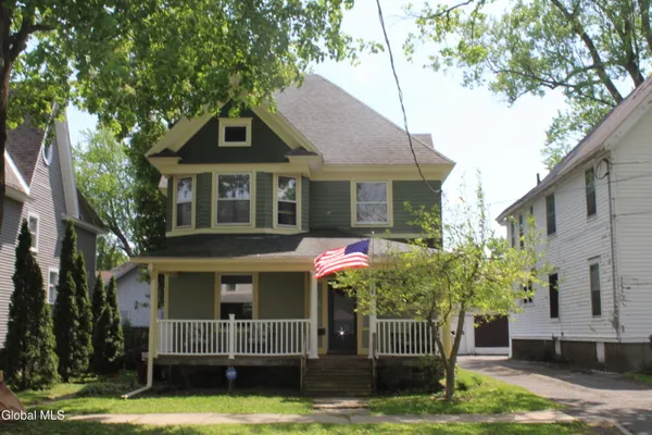 $179,900 | 106 Prospect Avenue, Gloversville, NY 12078