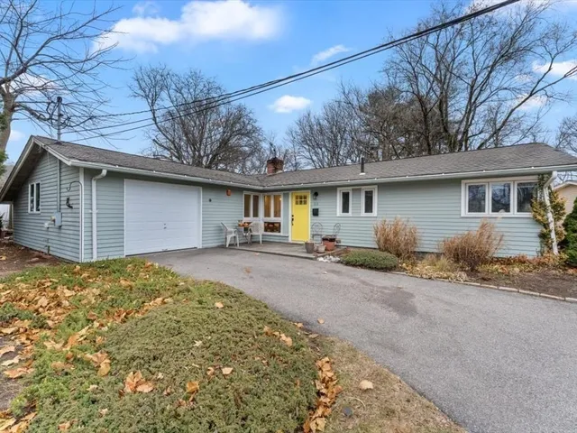 $599,900 | 15 Rosslare Road, Framingham, MA 01701