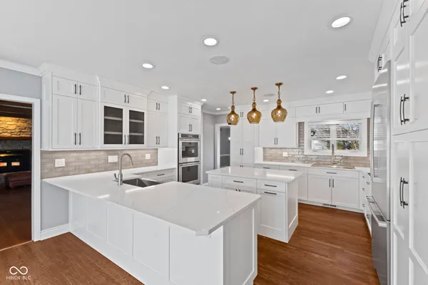 $825,000 | 5715 Winterwind Lane, Indianapolis, IN 46237
