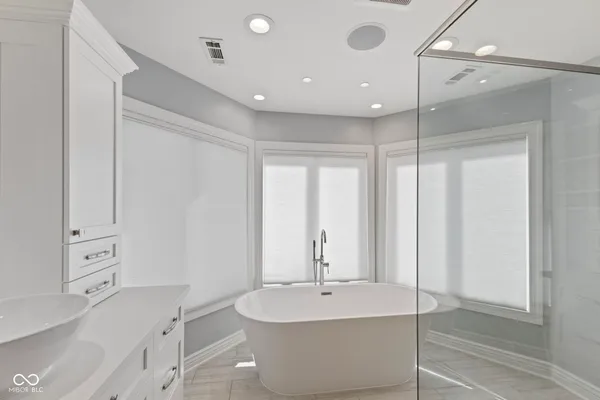 $825,000 | 5715 Winterwind Lane, Indianapolis, IN 46237