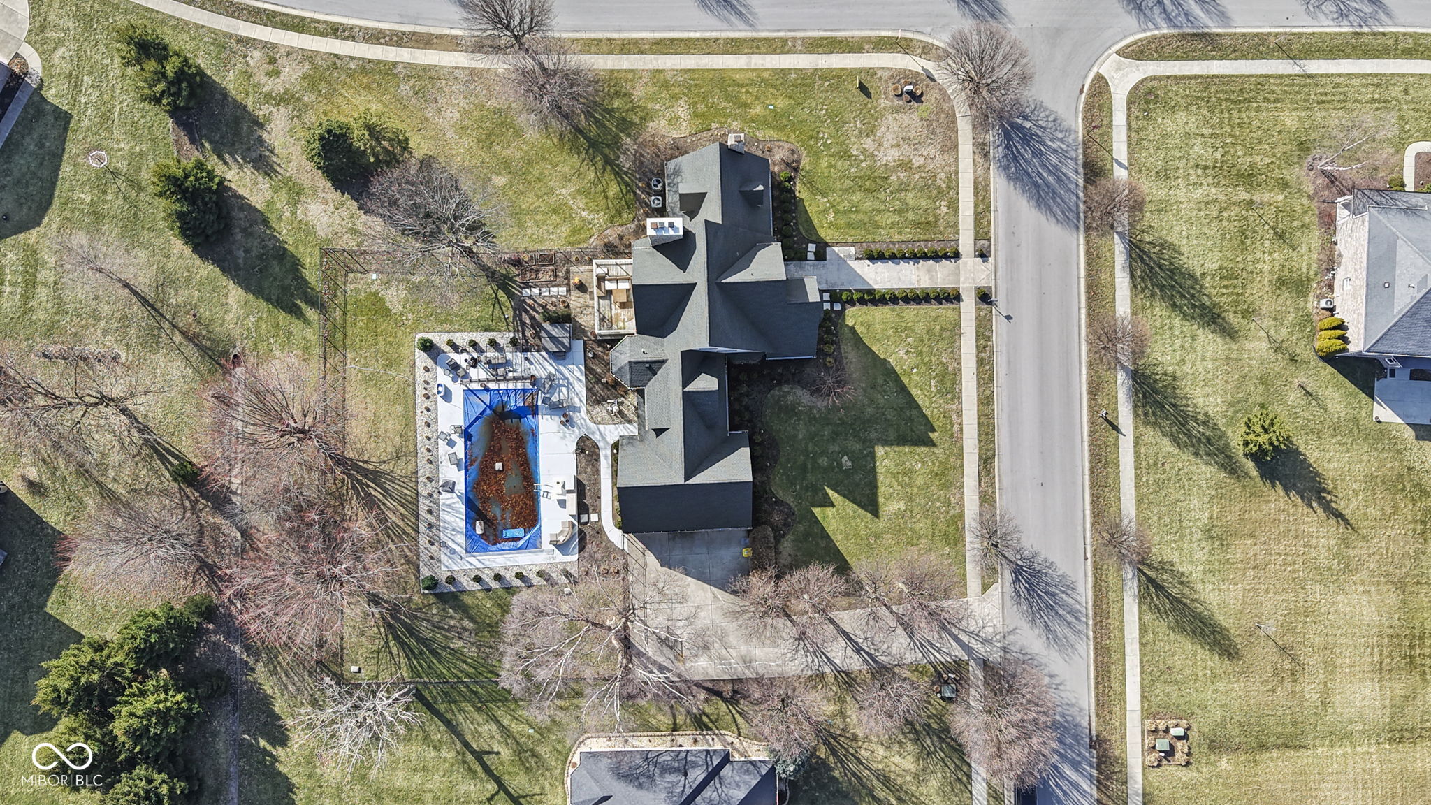 5715 Winterwind Lane Indianapolis, IN 46237 - Photo 3 of 54