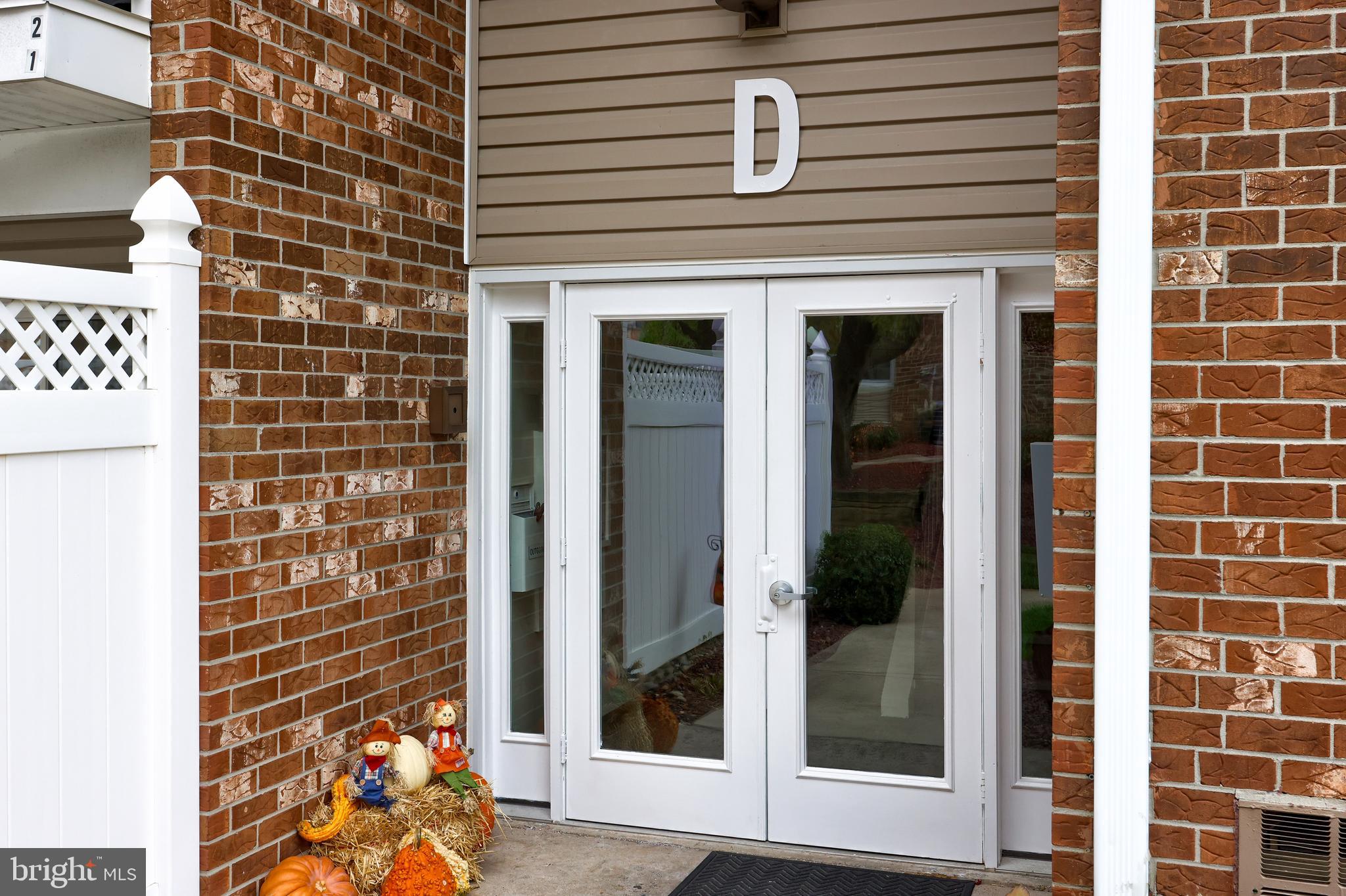 2914 State Hill Road, Unit D4 Reading, PA 19610 - Photo 7 of 23 Exterior Entrance