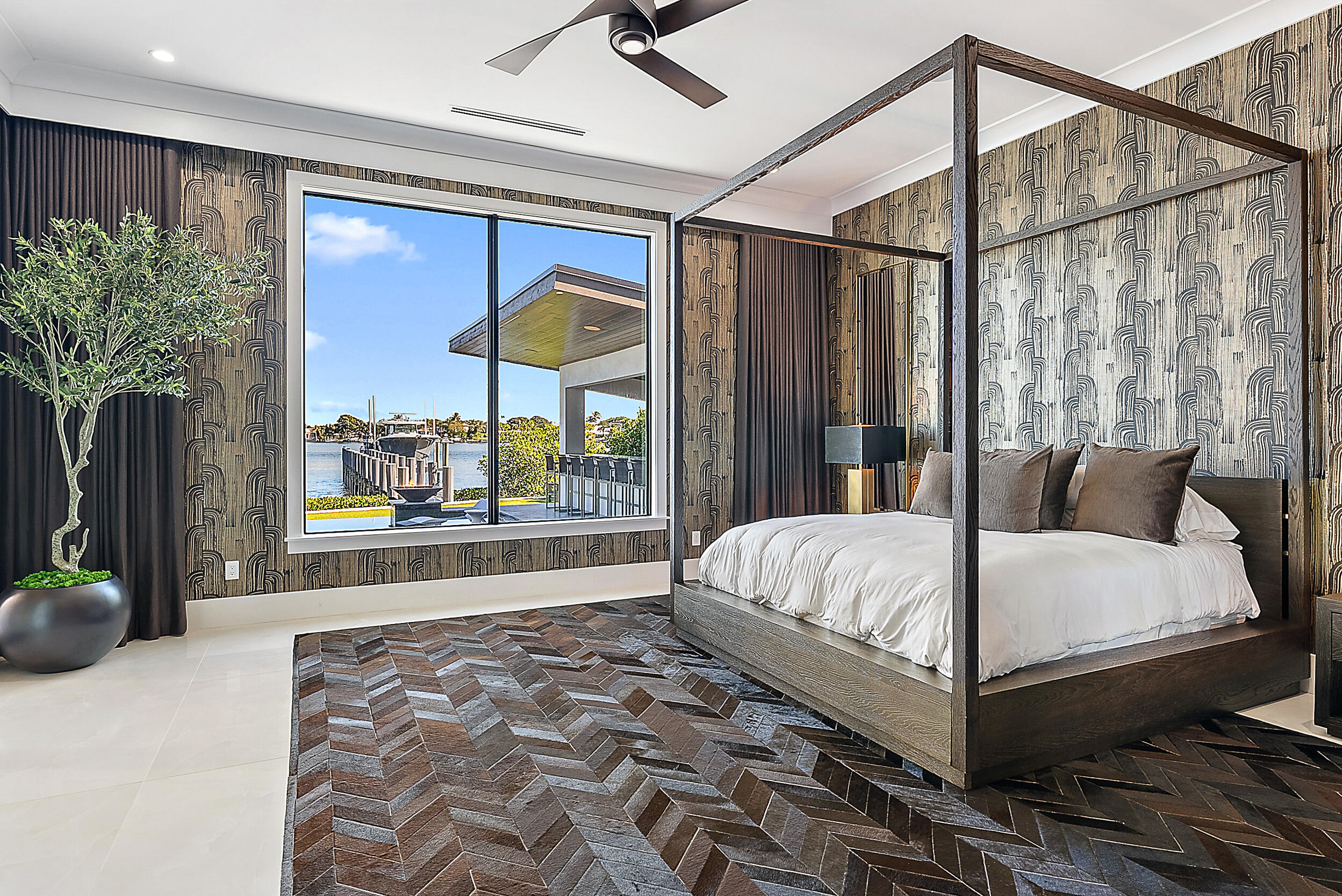 9 Bamboo Lane Jupiter, FL 33458 - Photo 16 of 46 Guest Bedroom/Main Floor