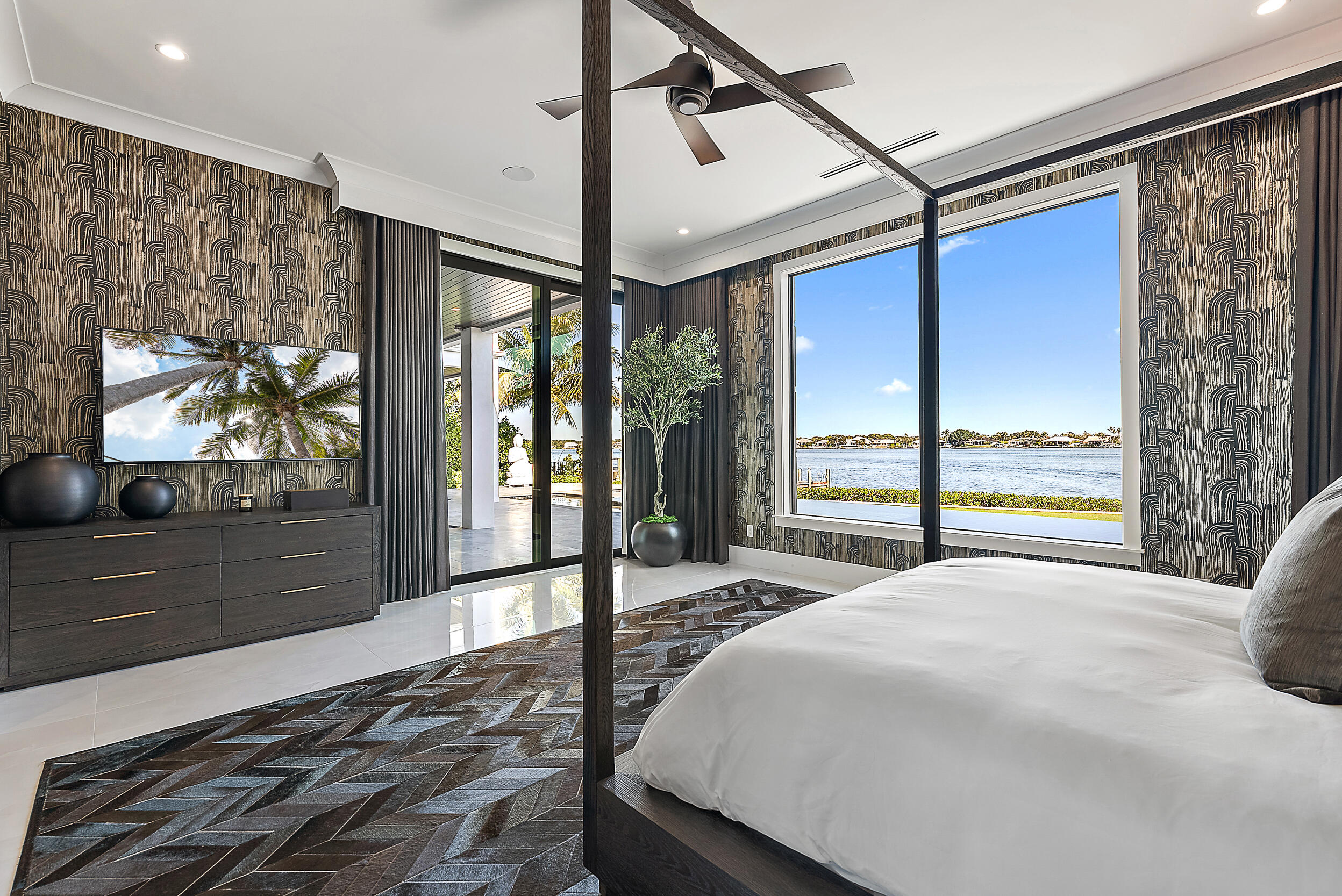 9 Bamboo Lane Jupiter, FL 33458 - Photo 17 of 46 Guest Bedroom