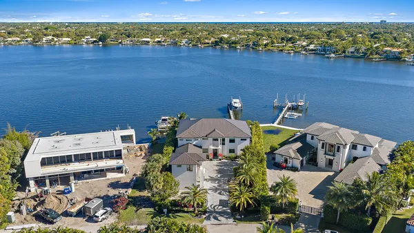$12,600,000 | 9 Bamboo Lane, Jupiter, FL 33458