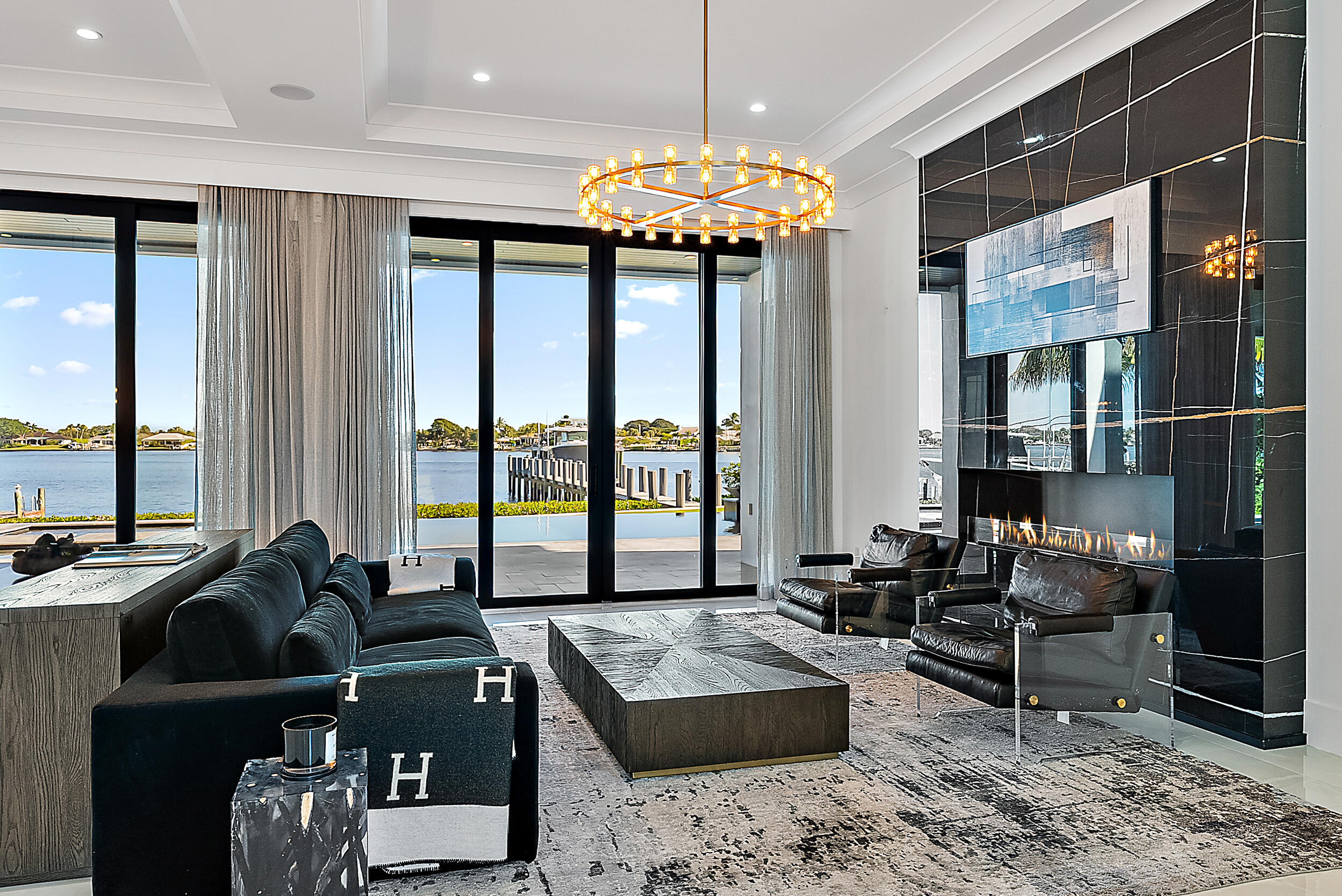 9 Bamboo Lane Jupiter, FL 33458 - Photo 6 of 46 Living Room