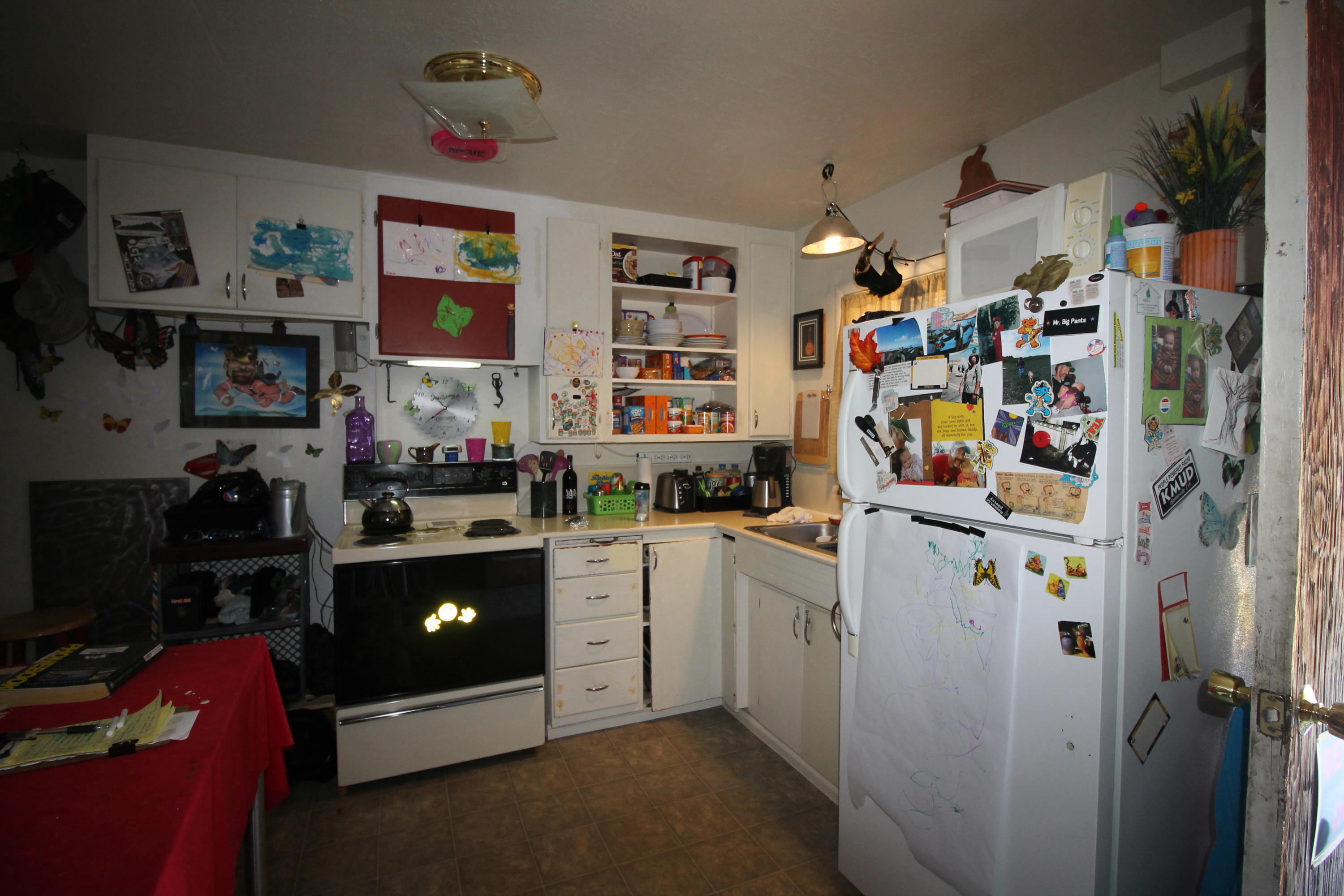 4595 Campton Road Cutten, CA 95503 - Photo 4 of 8 Kitchen