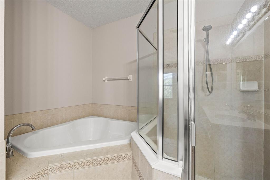 10418 Tulip Field Way Riverview, FL 33578 - Photo 25 of 35