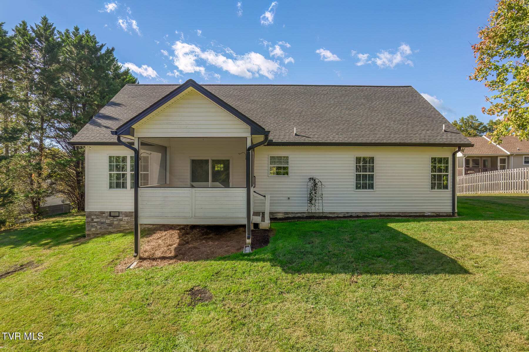 168 County Farm Road Jonesborough, TN 37659 - Photo 37 of 45 168 County Farm Rd-39