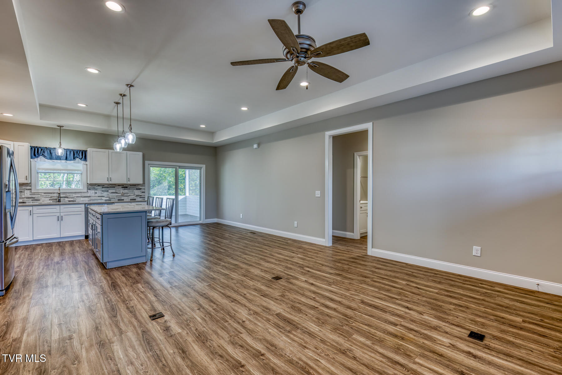 168 County Farm Road Jonesborough, TN 37659 - Photo 7 of 45 168 County Farm Rd-9