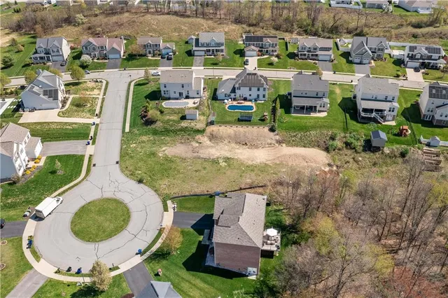 $84,900 | 103 Hollyberry Circle, McDonald, PA 15057