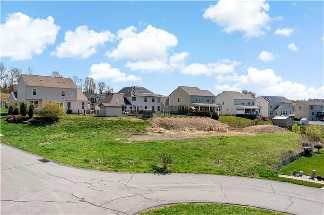 $84,900 | 103 Hollyberry Circle, McDonald, PA 15057