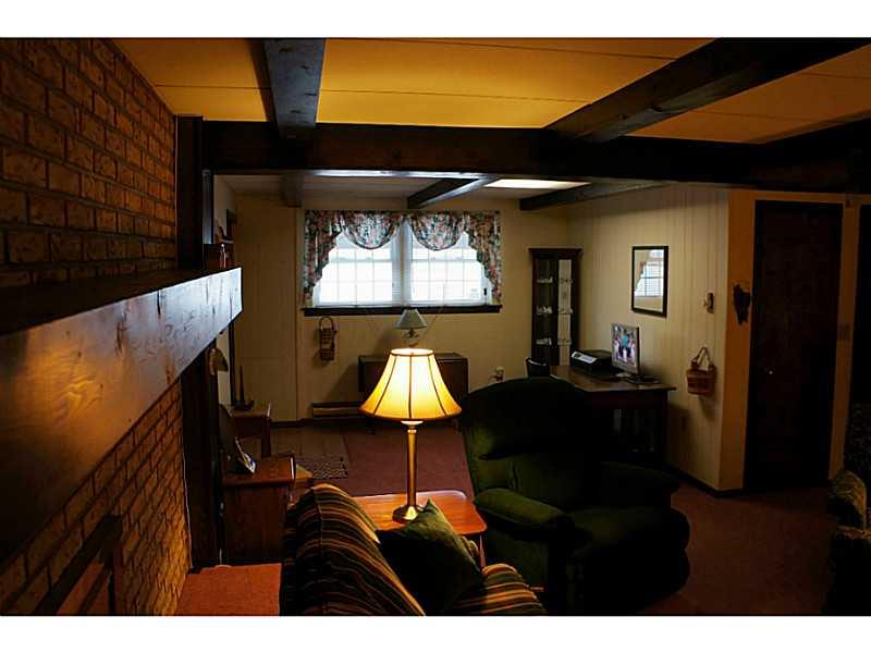 603 Solomon Temple Road Latrobe, PA 15650 - Photo 14 of 16 Family Room.