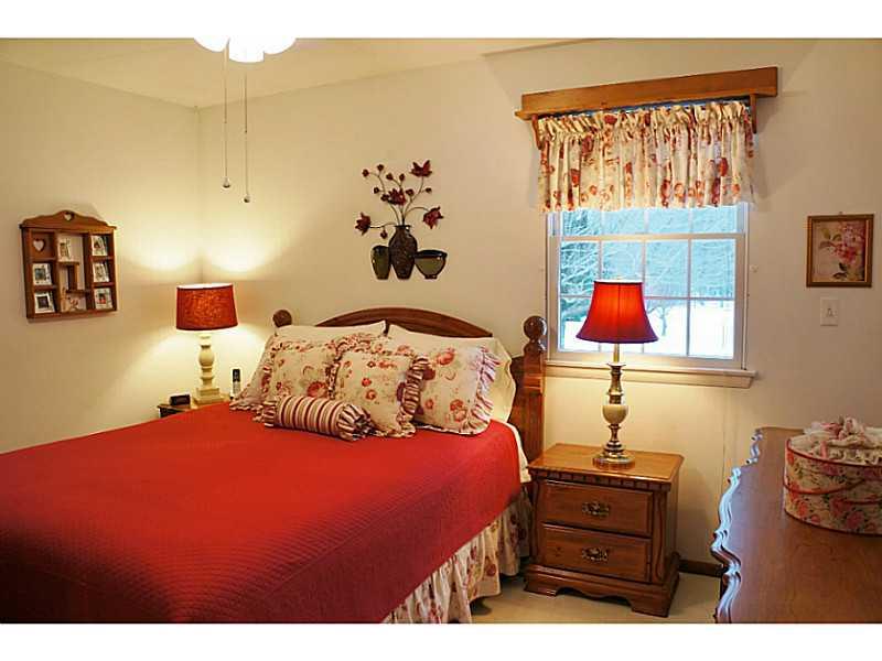 603 Solomon Temple Road Latrobe, PA 15650 - Photo 7 of 16 Master Bedroom.