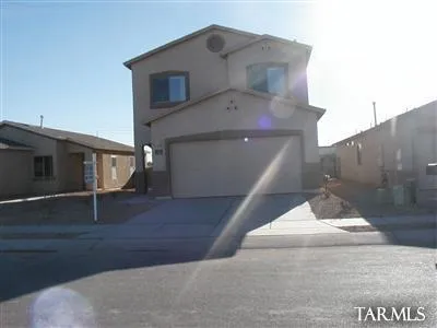 $1,700 | 3704 Drexel Manor Stravenue, Tucson, AZ 85706