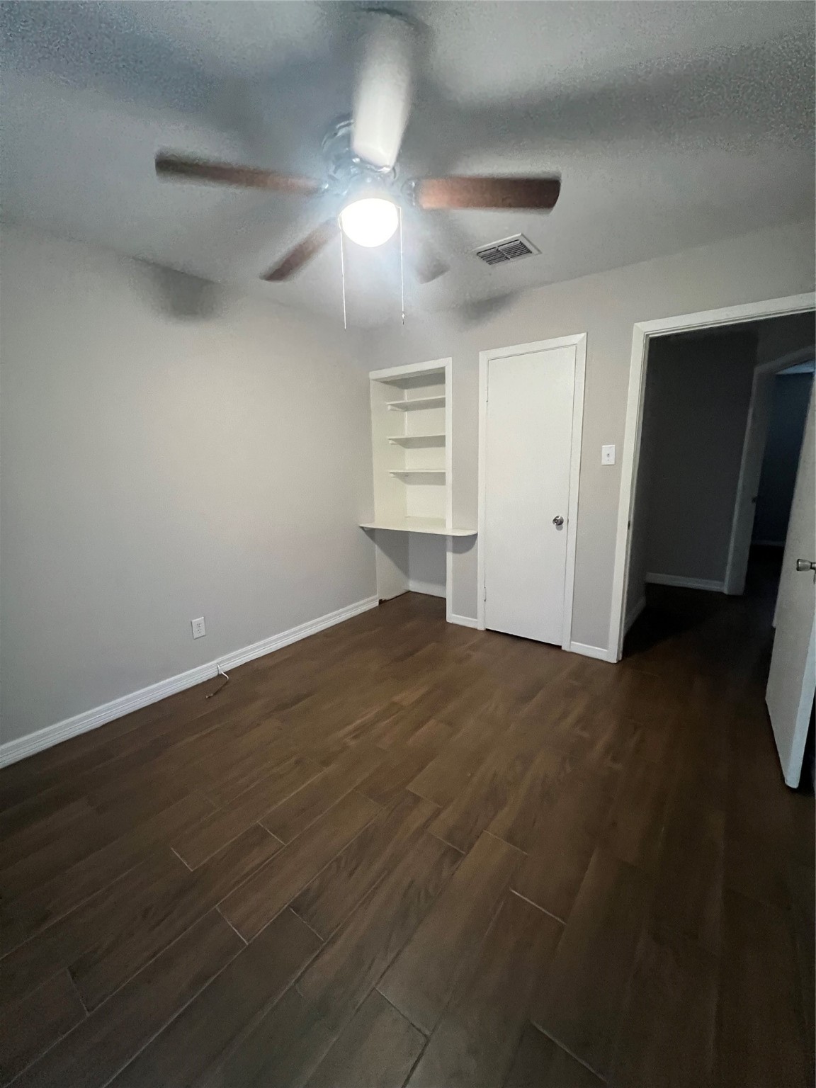 3342 Burke Road, Unit 100 Pasadena, TX 77504 - Photo 8 of 8 Front right bedroom