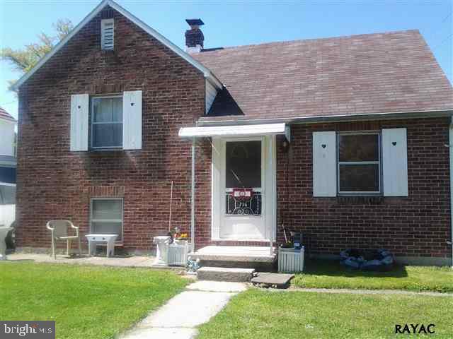 716 Noonan Road York, PA 17404 - Photo 1 of 18 Gallery Image 1