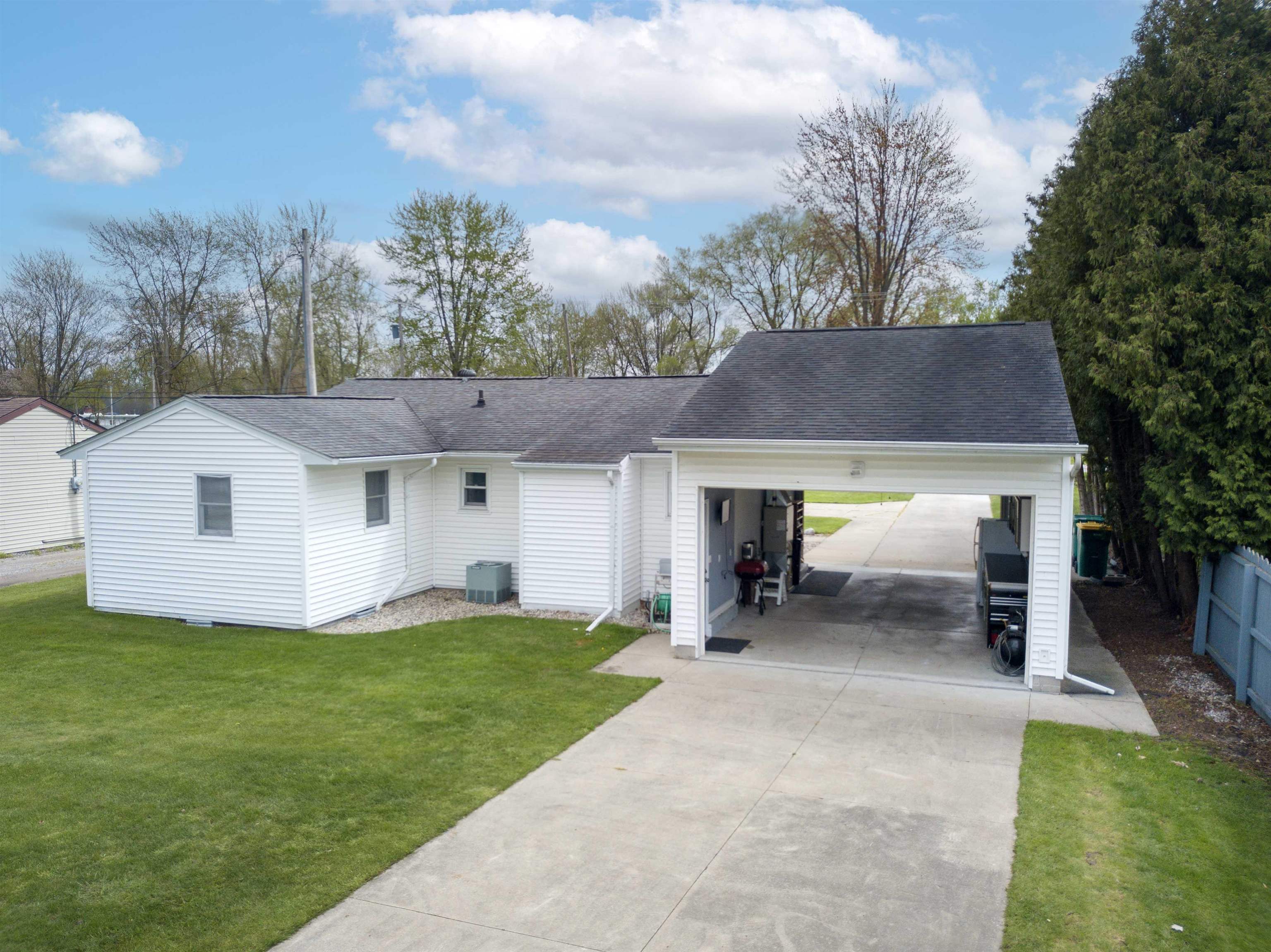 4145 Wheeler Road Bay City, MI 48706 - Photo 18 of 58