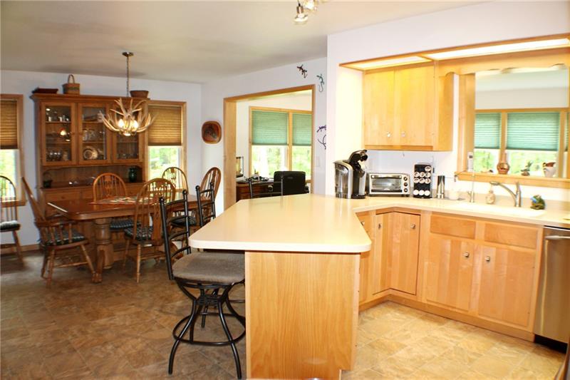 329 Sopher Road Grove City, PA 16127 - Photo 15 of 22 Gallery Image 15
