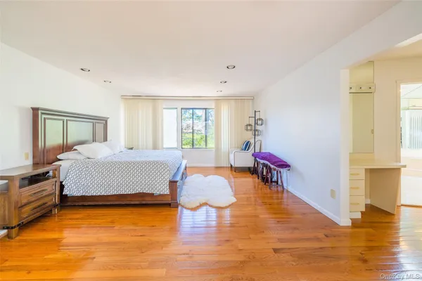 $1,499,999 | 17 Princeton Drive, Syosset, NY 11791