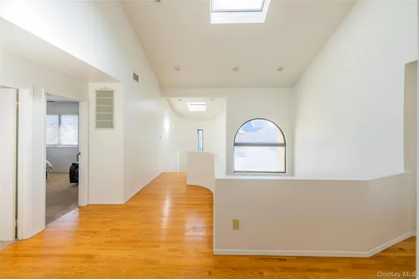 $1,499,999 | 17 Princeton Drive, Syosset, NY 11791