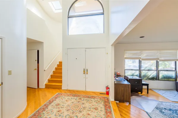 $1,499,999 | 17 Princeton Drive, Syosset, NY 11791