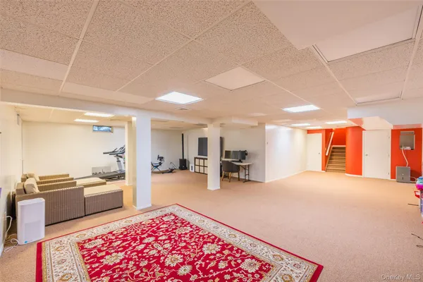 $1,499,999 | 17 Princeton Drive, Syosset, NY 11791