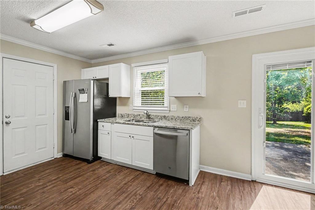 1652 Quillmark Road Winston-Salem, NC 27127 - Photo 8 of 19