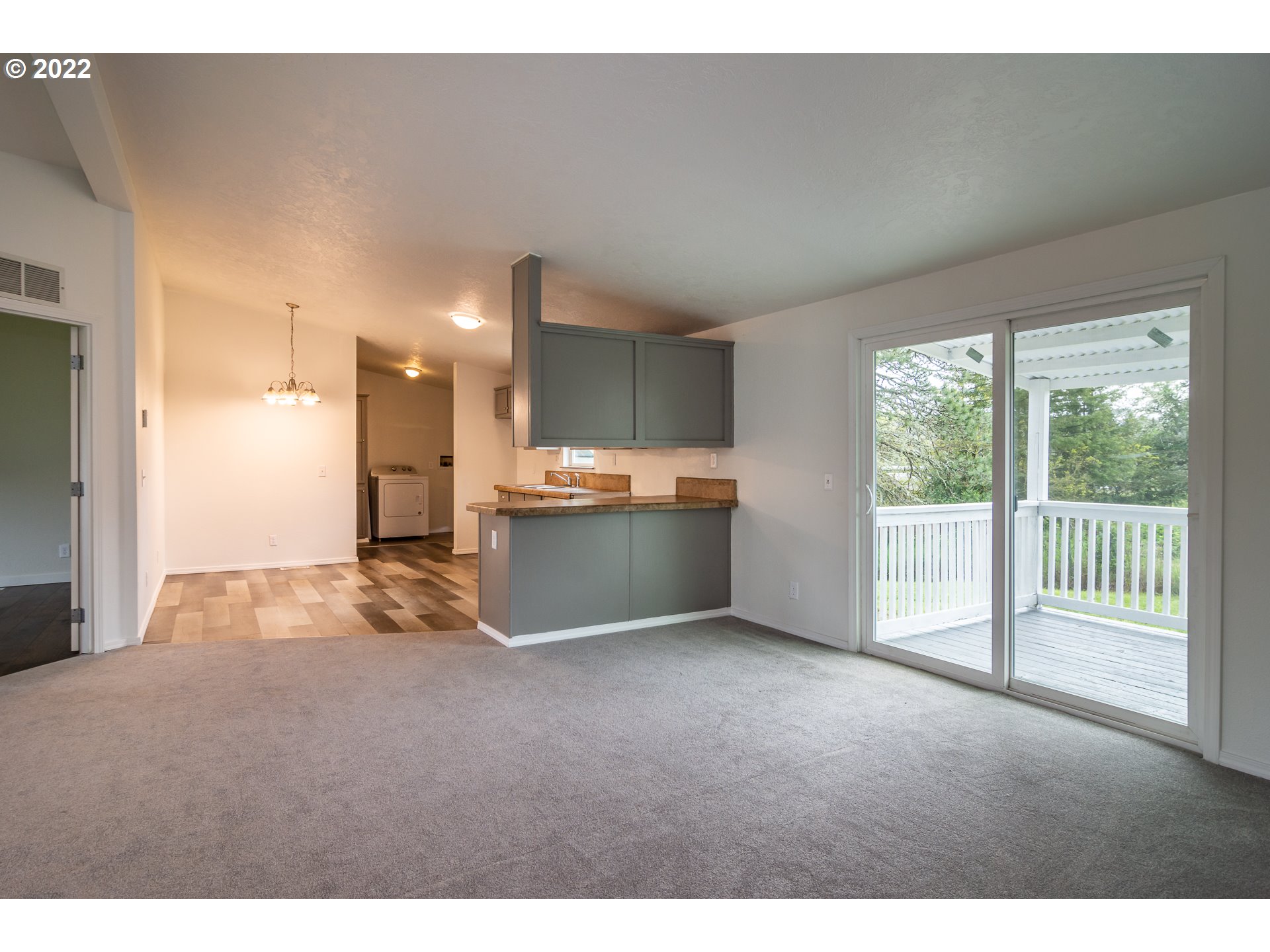 692 Mathis Hill Road Yoncalla, OR 97499 - Photo 6 of 31 a view of an empty room with a window