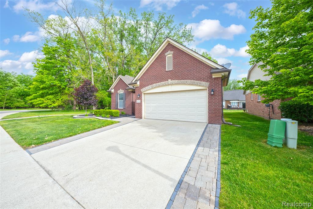 30278 Bradmore Road Warren, MI 48092 - Photo 3 of 28