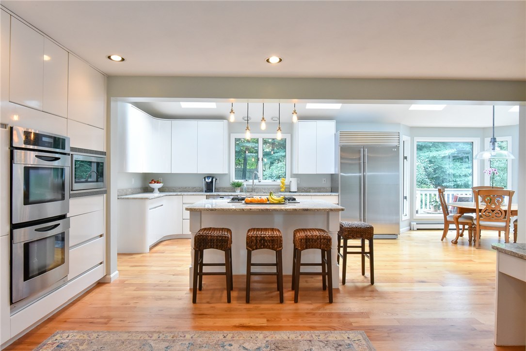 218 Plain Road North Kingstown, RI 02852 - Photo 8 of 49 Gallery Image 8