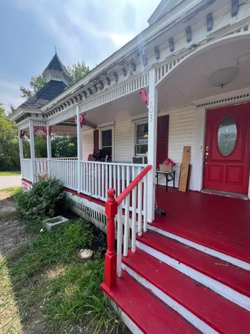 $199,900 | 103 Lisbon Street, Lisbon, ME 04250