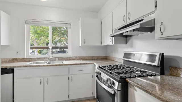 $485,000 | 478 Santa Alicia Drive, Rohnert Park, CA 94928