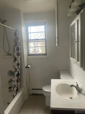 $1,800 | 150 Buckelew Avenue, Unit B, Jamesburg, NJ 08831