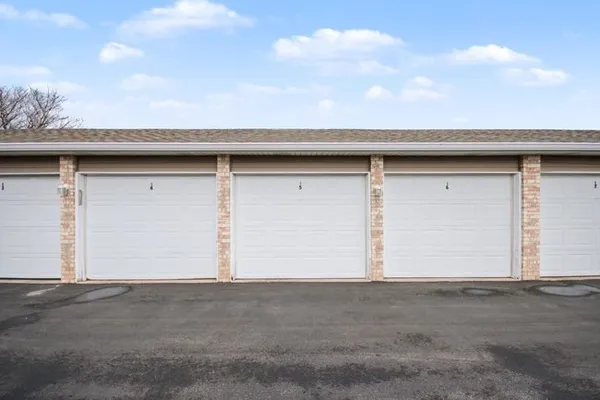 $225,000 | 16032 Crystal Creek Drive, Unit 2B, Orland Park, IL 60462