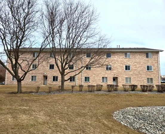 $225,000 | 16032 Crystal Creek Drive, Unit 2B, Orland Park, IL 60462