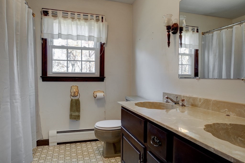87 Fisherdick Road Ware, MA 01082 - Photo 15 of 30
