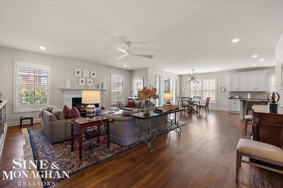 1004 Harvard Road Grosse Pointe, MI 48230 - Photo 8 of 60 50171421-ac47e72a-e8a1-48bd-90ca-cf538fb5c9f0.JPG