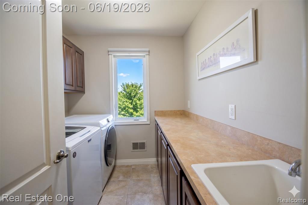 1576 Galena Rochester Hills, MI 48306 - Photo 25 of 28