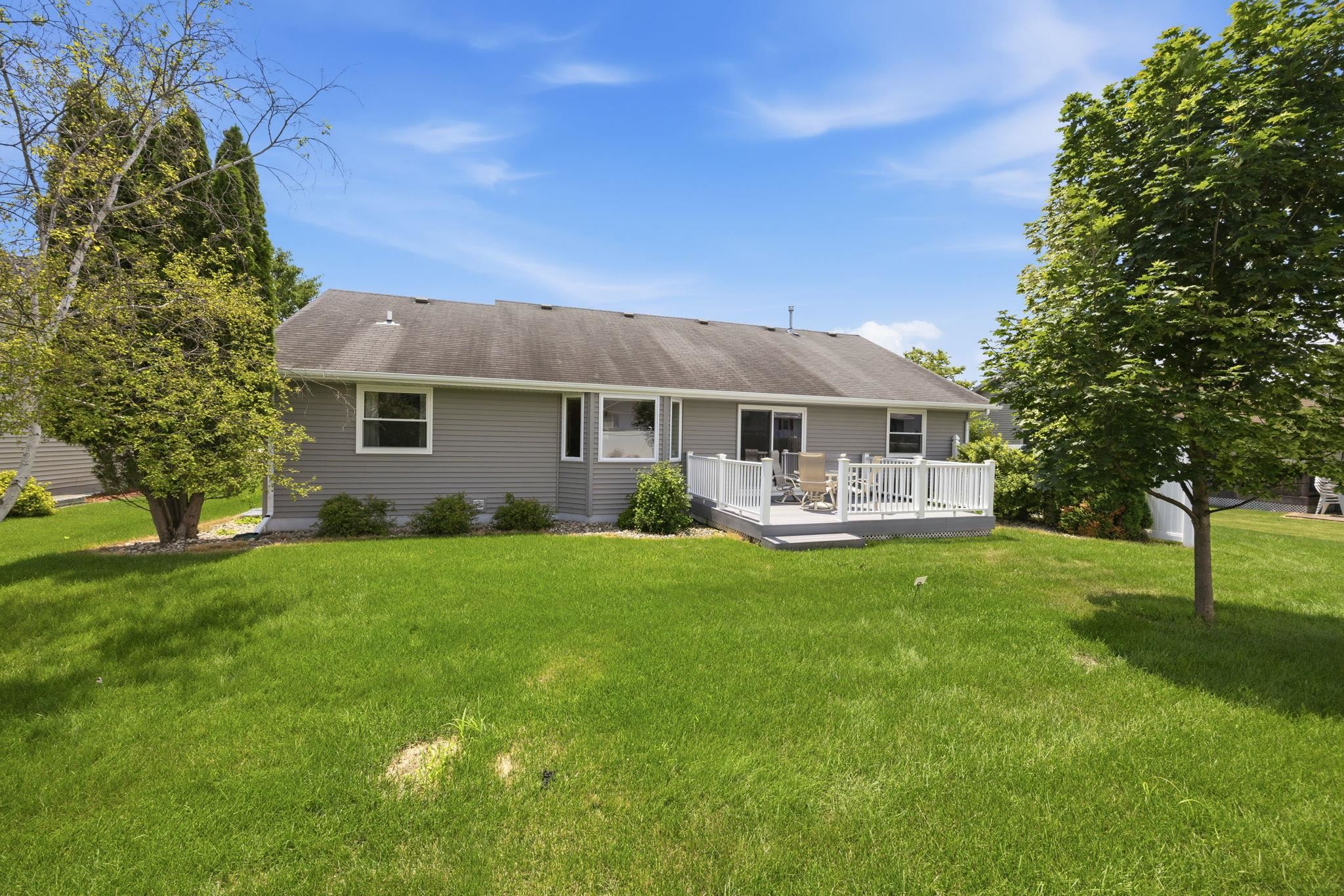 1532 Montclair Place Fort Atkinson, WI 53538 - Photo 37 of 47