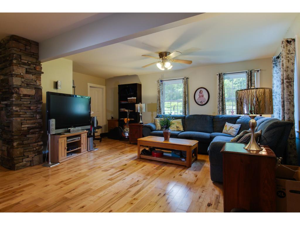 1515 Hollow Road Hinesburg, VT 05461 - Photo 11 of 31