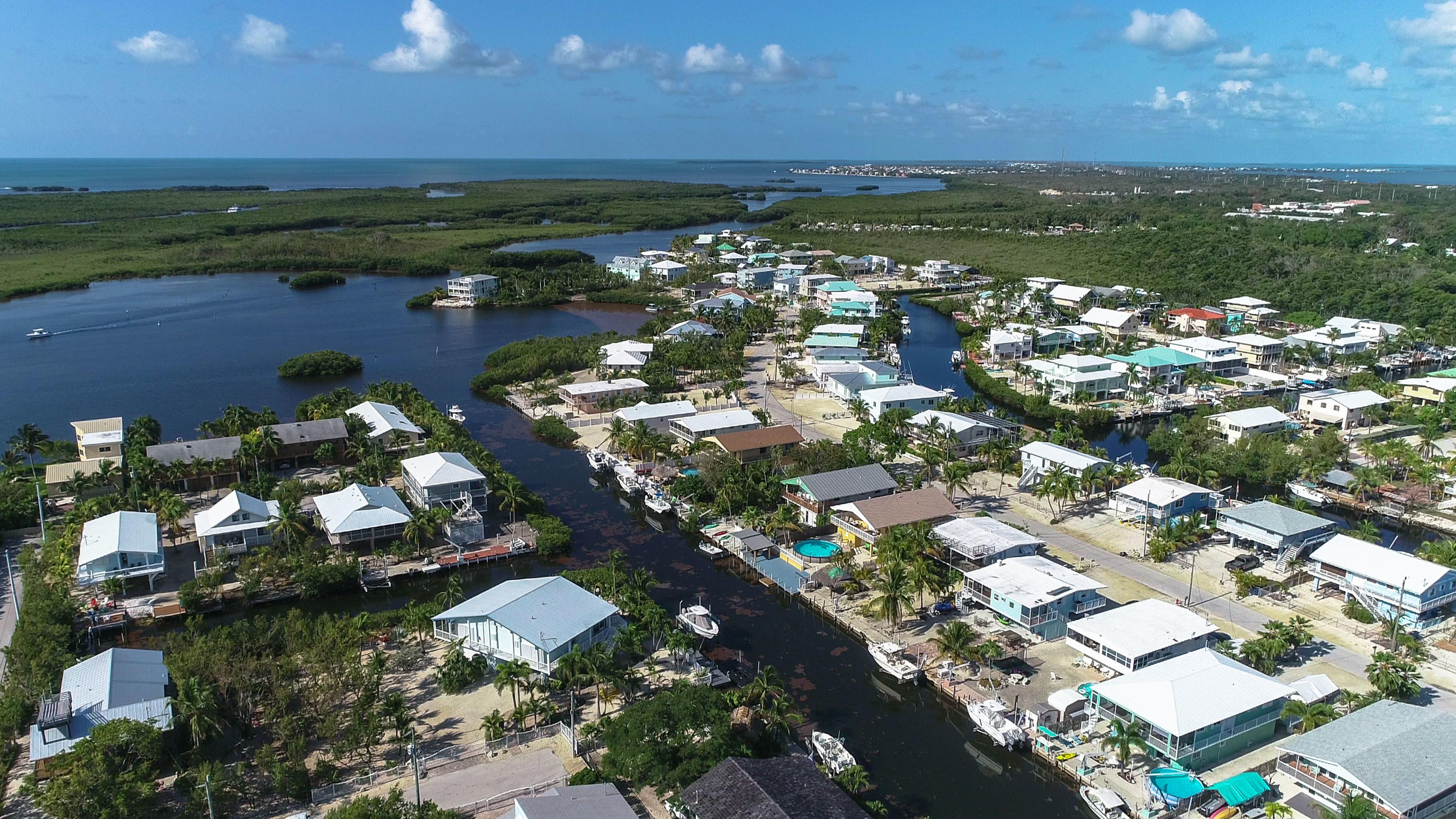172 La Paloma Road Key Largo, FL 33037 - Photo 4 of 21 DJI_0004