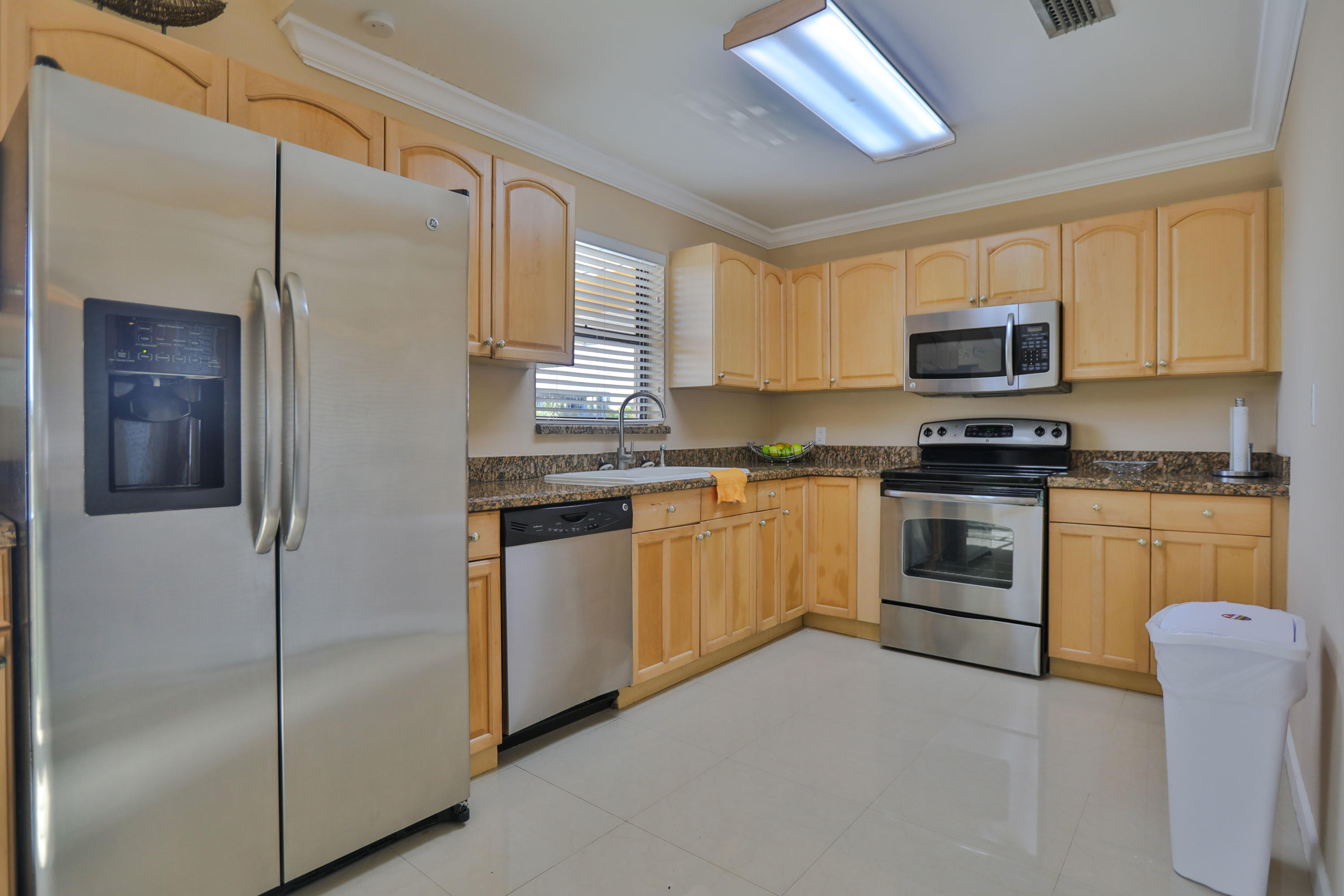 172 La Paloma Road Key Largo, FL 33037 - Photo 9 of 21 RESF7120